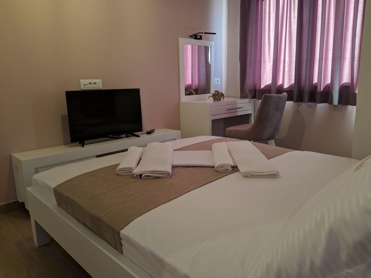 Bella Vista B&B Улцин Екстериор снимка